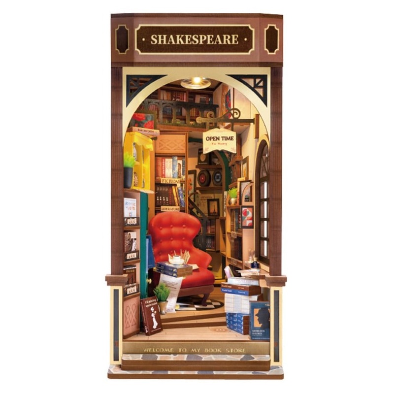 Bookstore Book Nook & Wonderland