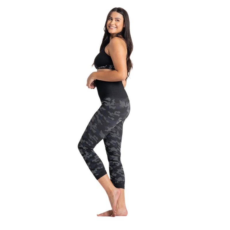 Snapback Postpartum Crop Leggings – Black Camo – FINAL SALE