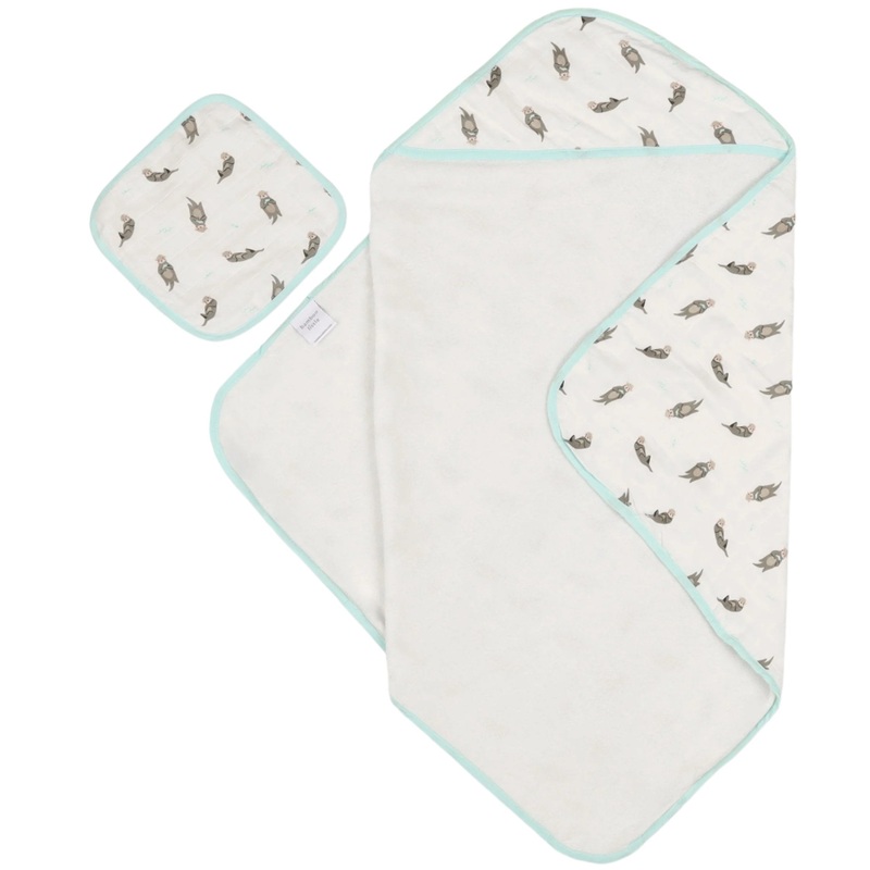 Otter Hooded Towel Set