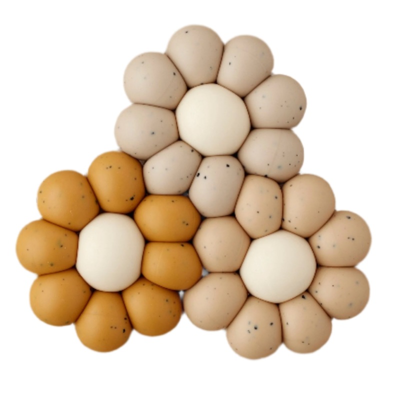 Freezer Teether – Daisy | Speckled Chai