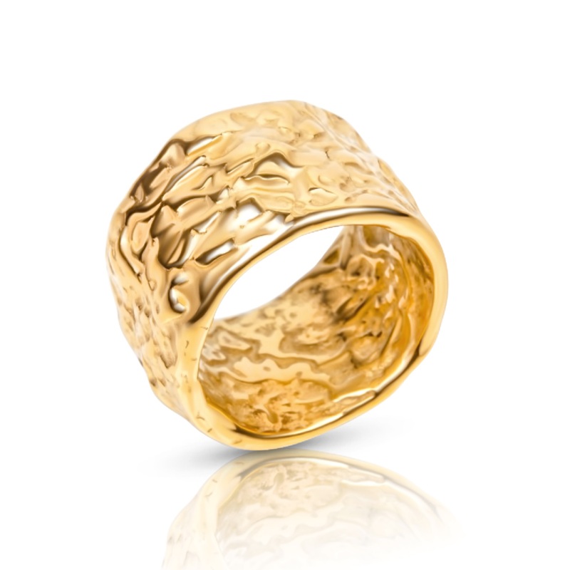 Logan Textured Ring