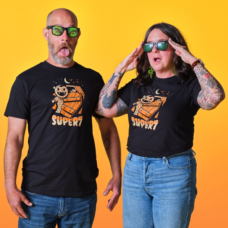 T-Shirt – Vampire Mummy Boy