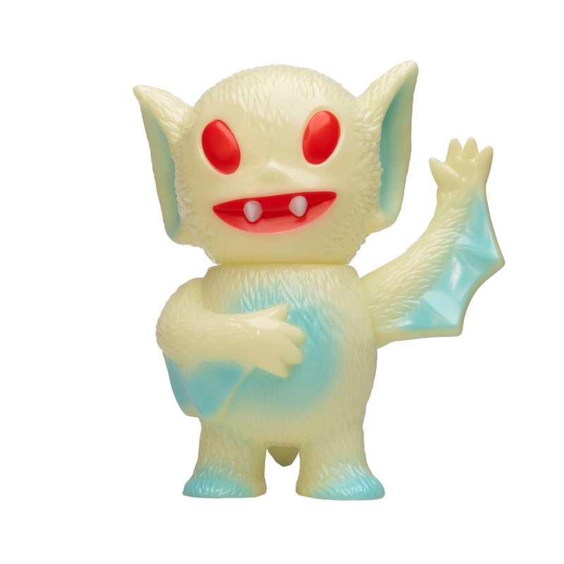 Japanese Vinyl – Bat Boy (S7 Glow)