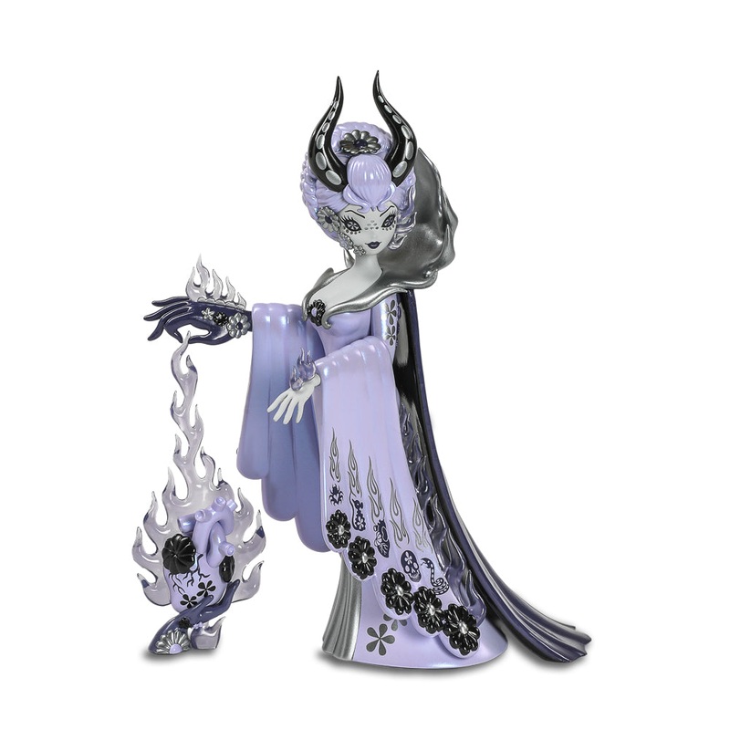 Witch Queen 8 Vinyl Art Figure by Junko Mizuno – Black Friday Violet Edition (Limited to 300)
