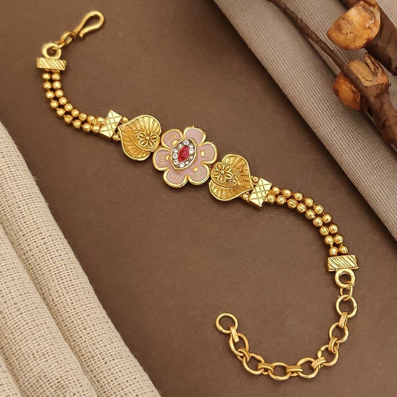 Chic Gold Brass Bracelet  Modern Elegance