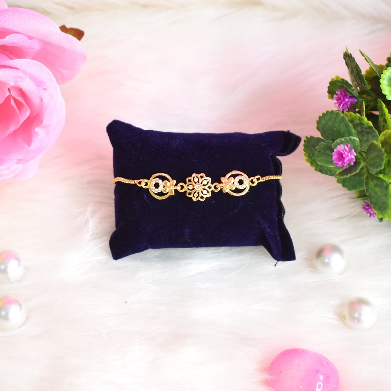 Radiant Gold-Plated Bracelet  A Touch of Luxe and Sophistication