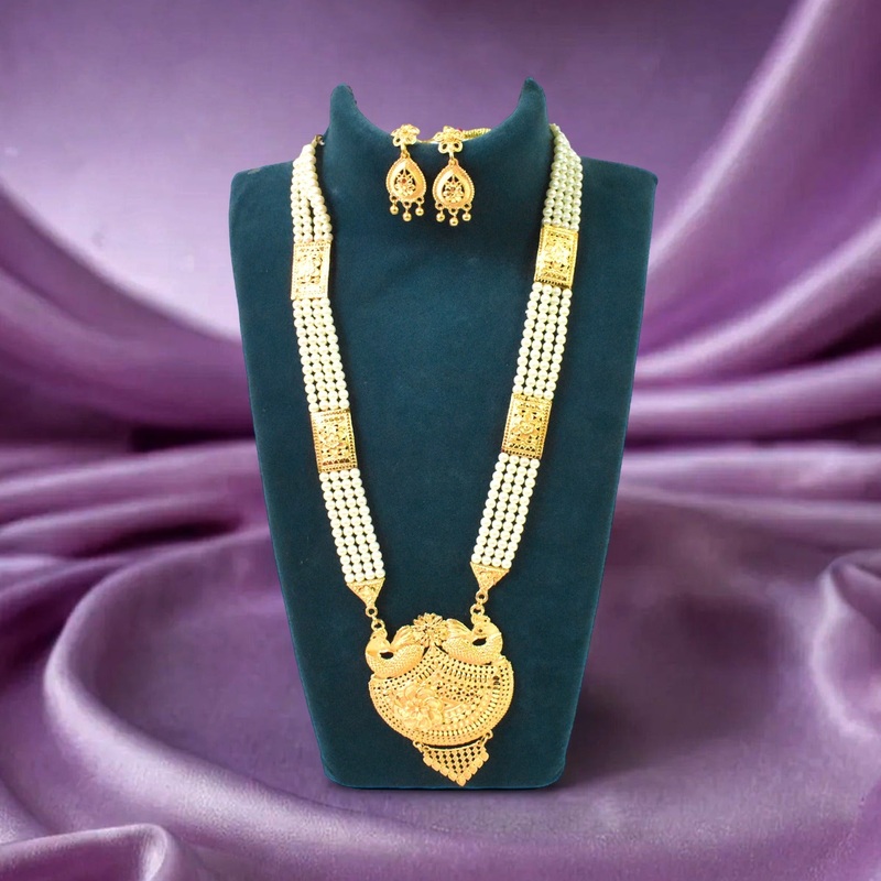 Moti Necklace Set – The Perfect Pearl Ensemble