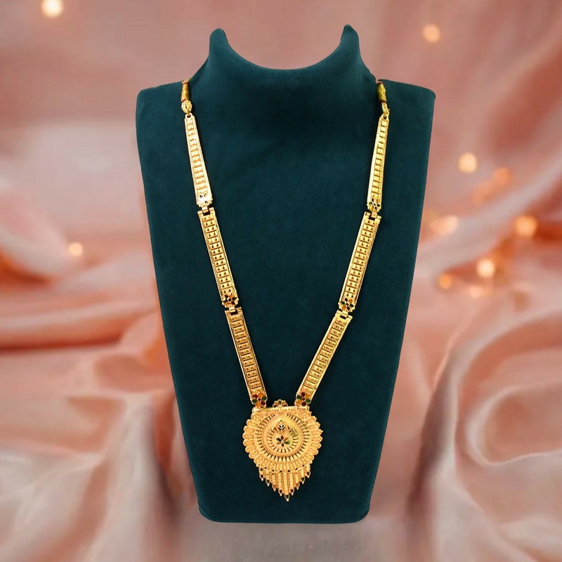 Graceful Pearl Necklace  A Symbol of Timeless Beauty