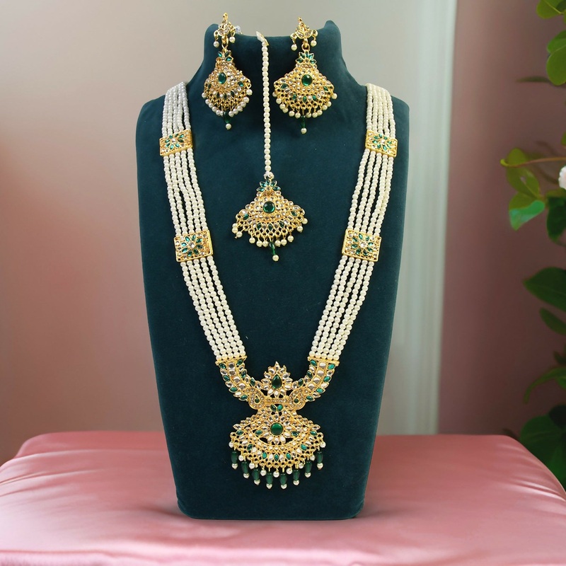 green Moti Rani Har  A Classic Symbol of Grace