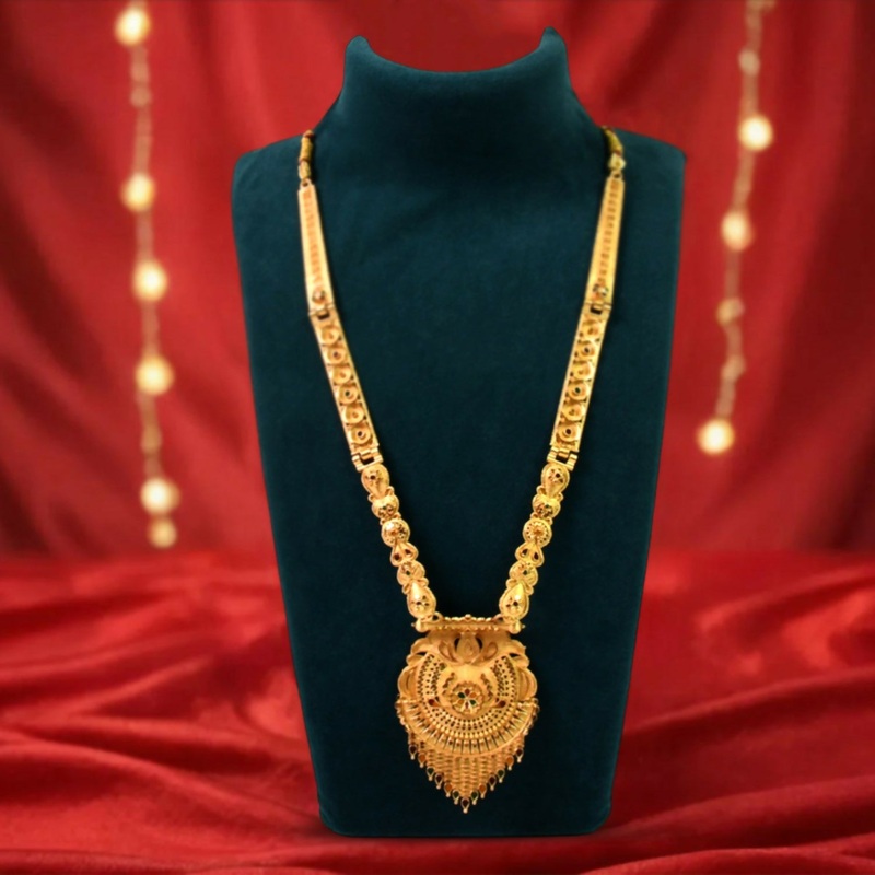 Lustrous Pearl Necklace  A Classic Touch of Elegance