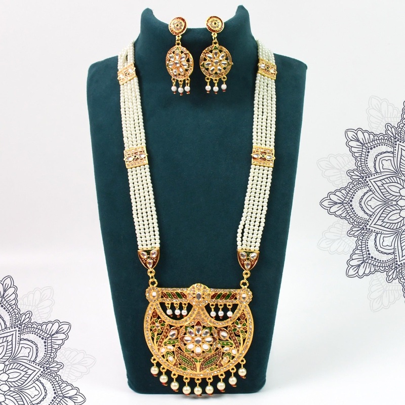 Regal Rani Moti Har  The Ultimate Symbol of Grace
