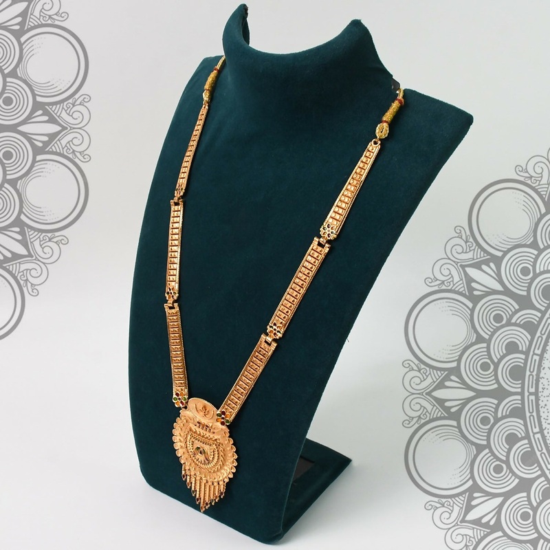 Timeless Emerald Necklace  A Jewel of Endless Charm