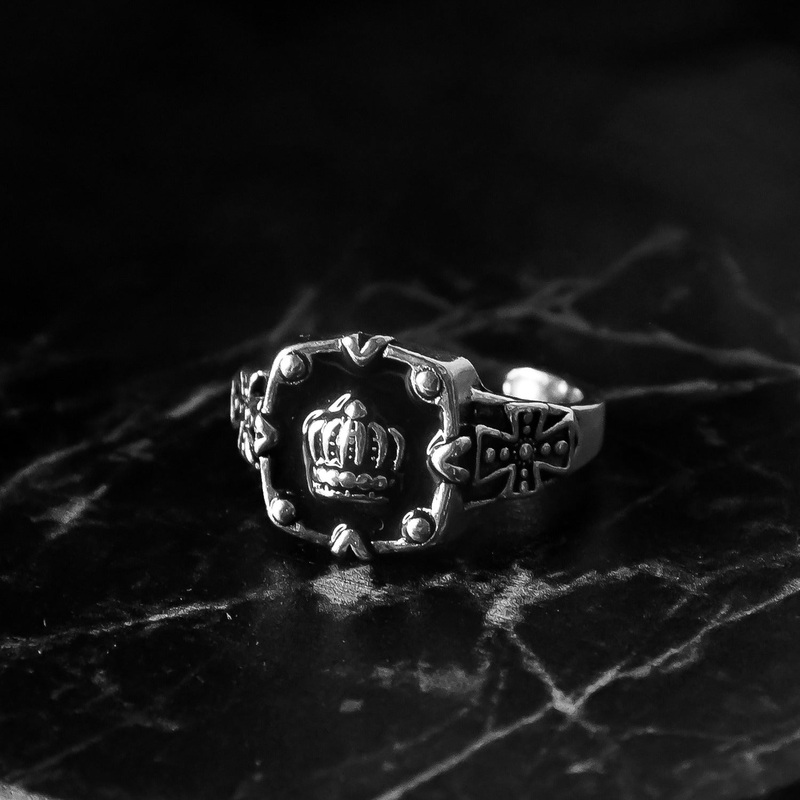 Celebrate Lifes Special Moments with Rings Designed to Last a Lifetime