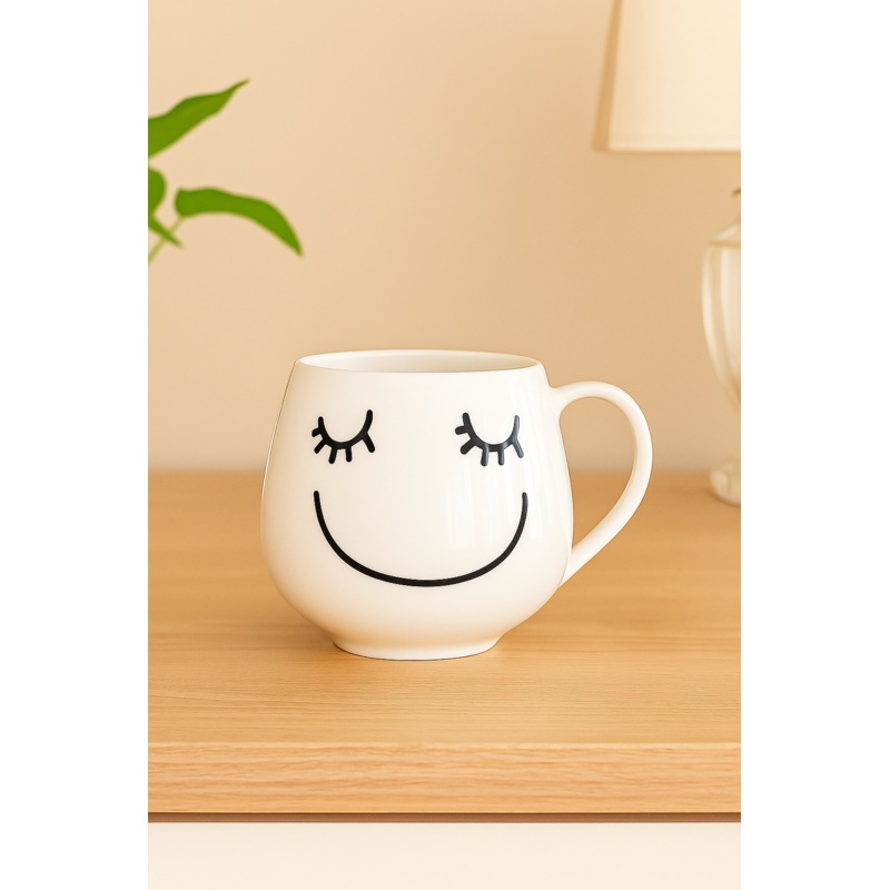 Smiley Face Ceramic Mug  Cute Coffee & Milk Cup with Eyelash Design