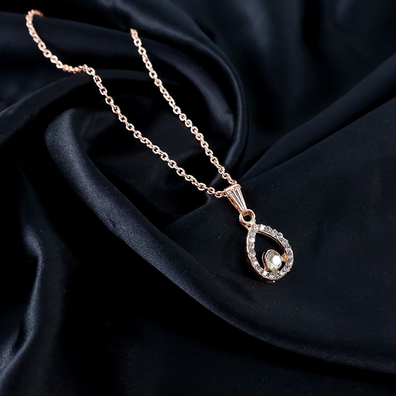 Teardrop Pendant Necklace Jwellery For Women And Girls (1Pc)