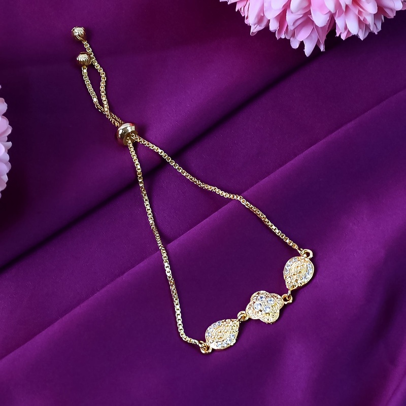 Elegant Alloy Gold Plated Charm Bracelet